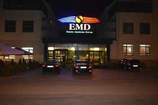 Отель Hotel EMD Бакэу-2